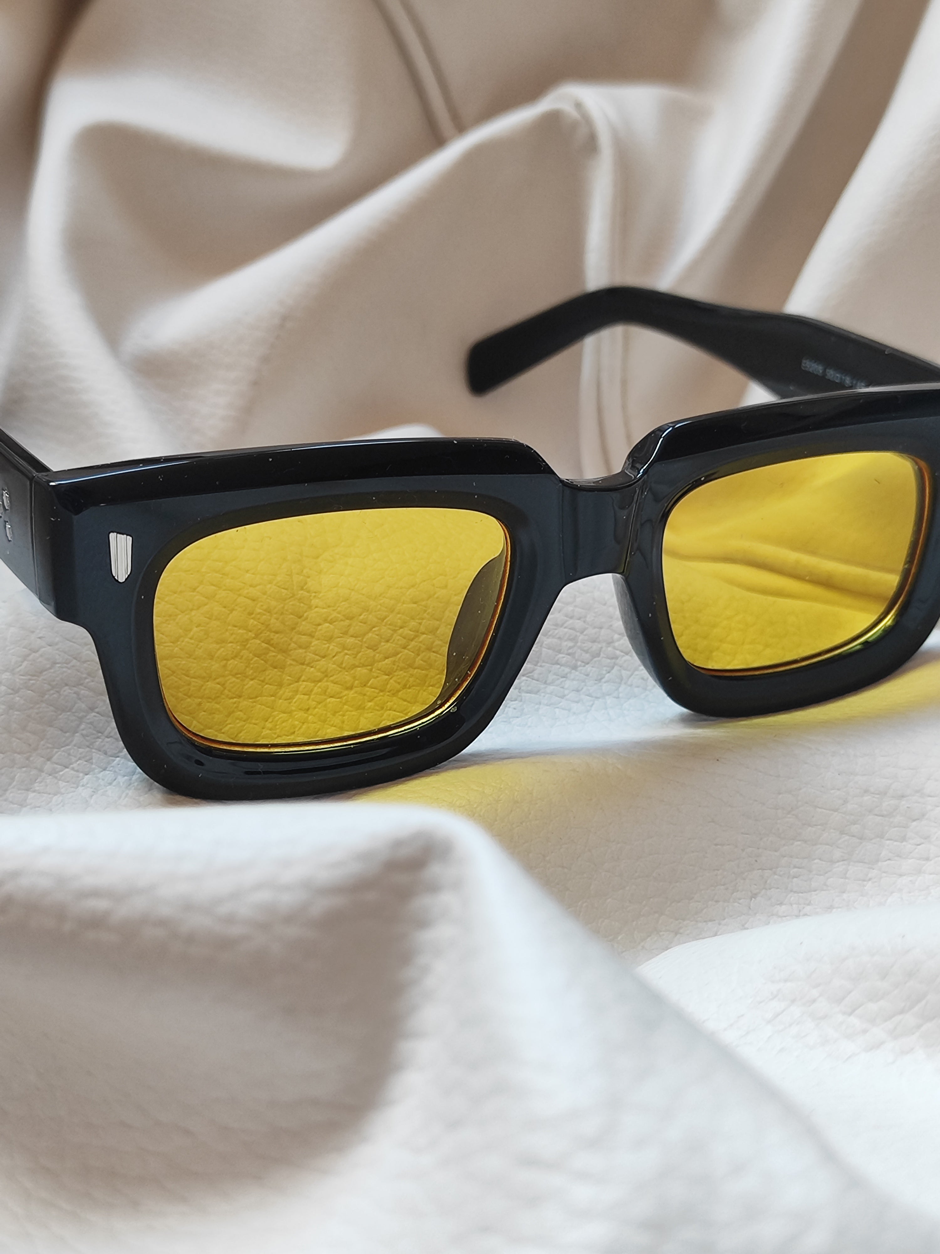 MERCURIO NERO GIALLO