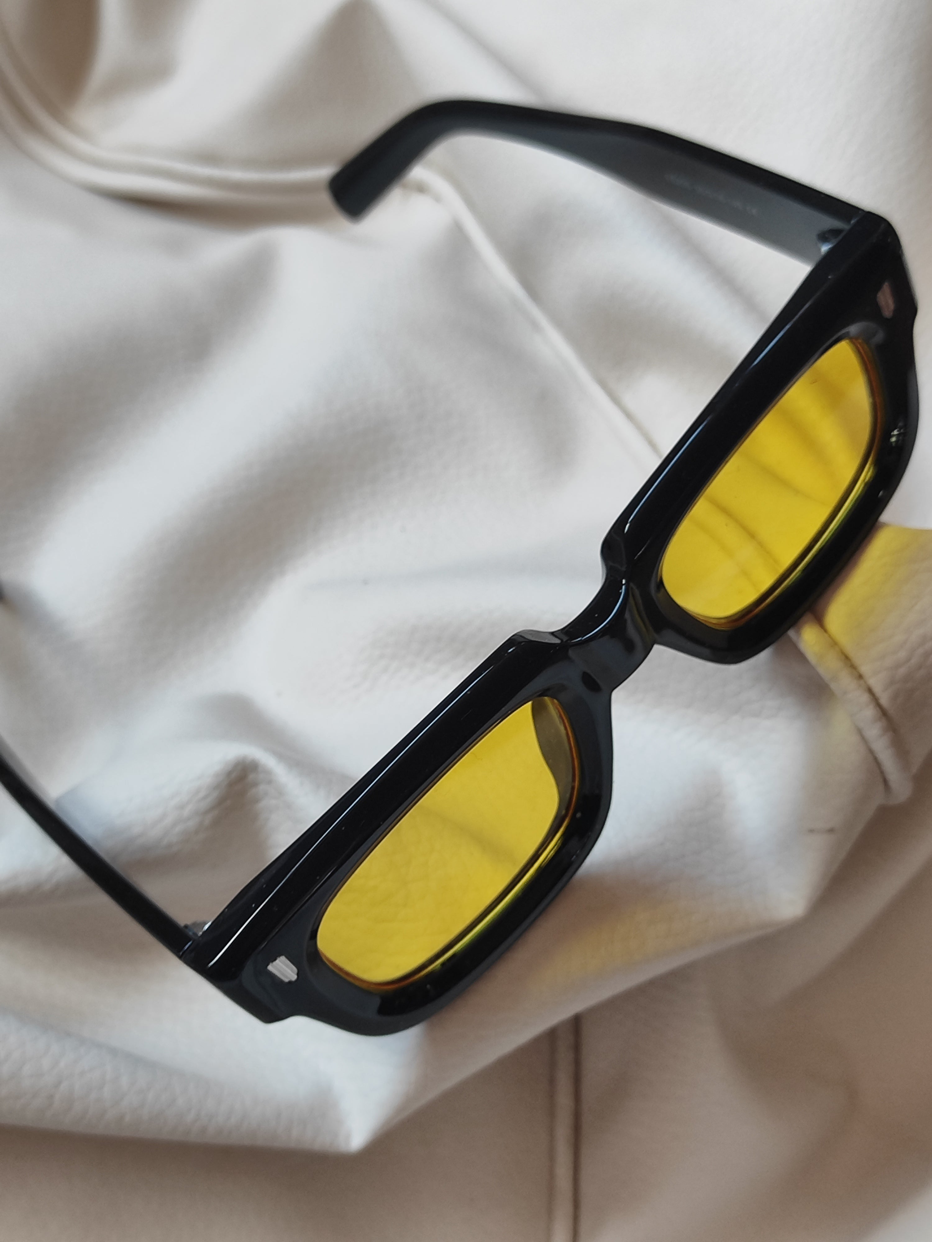 MERCURIO NERO GIALLO