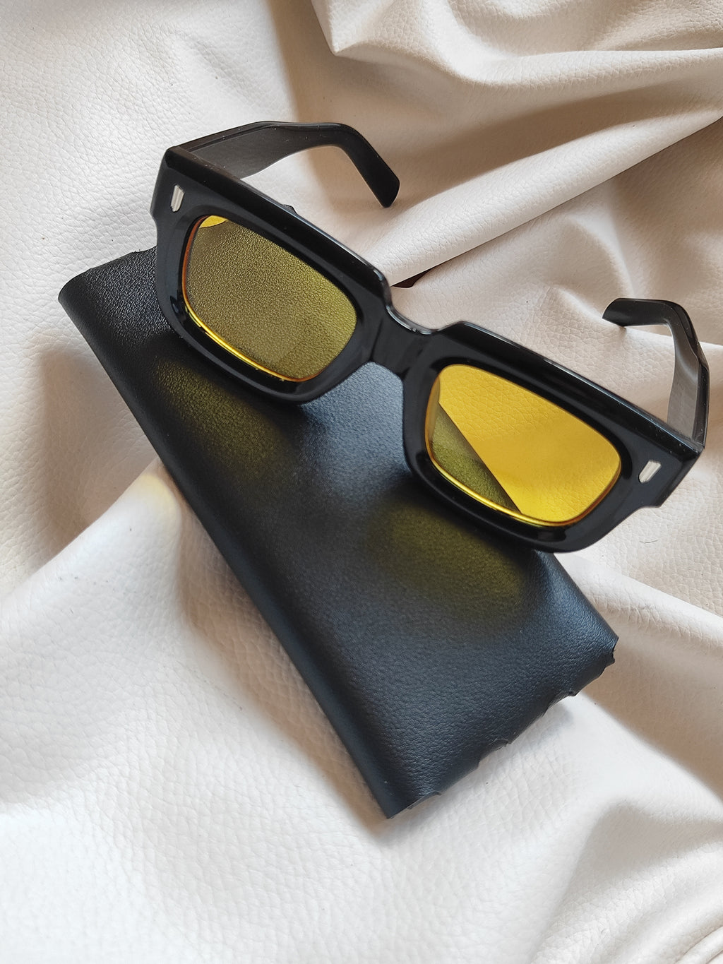 MERCURIO NERO GIALLO